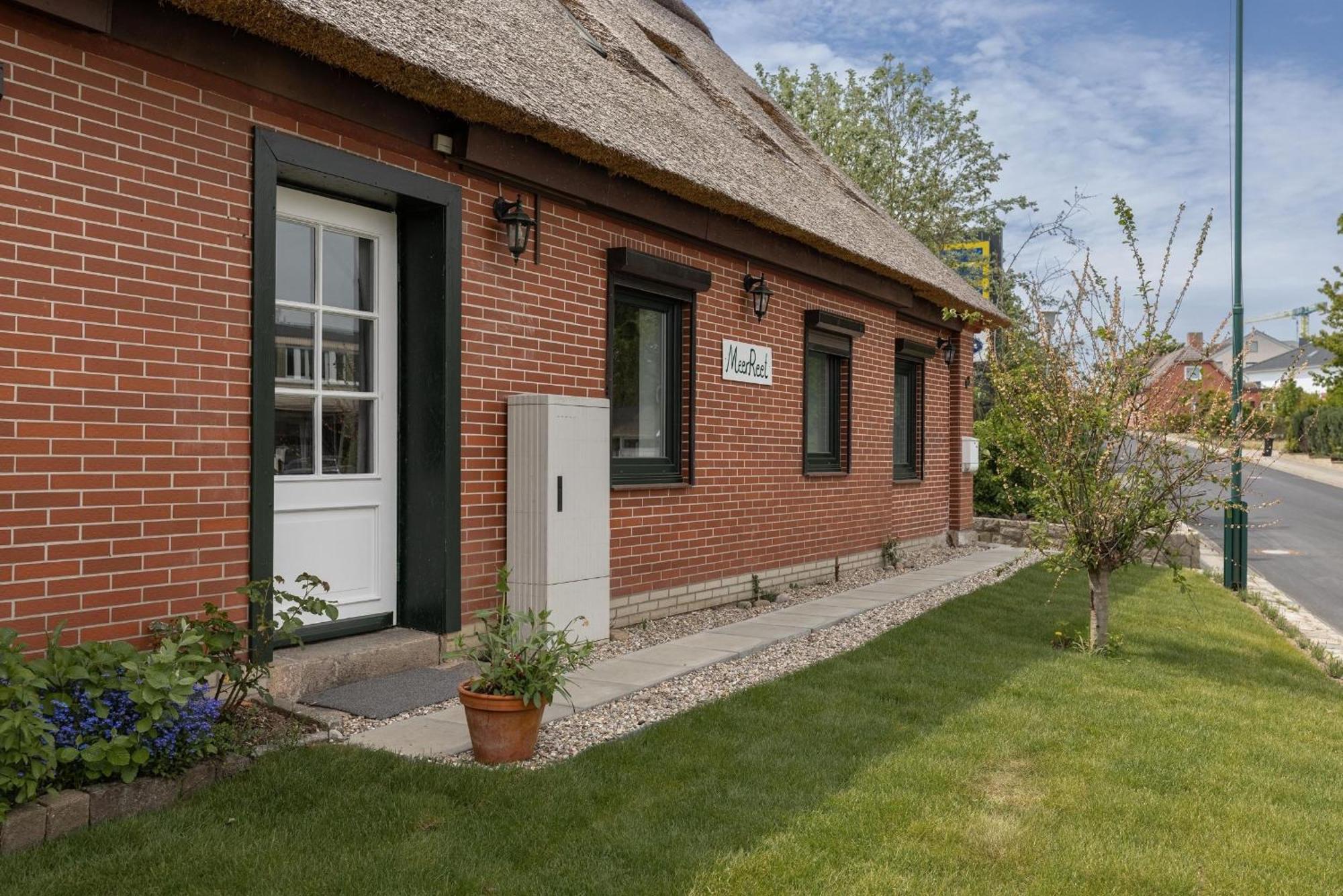 Haus Meerreet Reetglueck เกรอมิทซ์ ภายนอก รูปภาพ